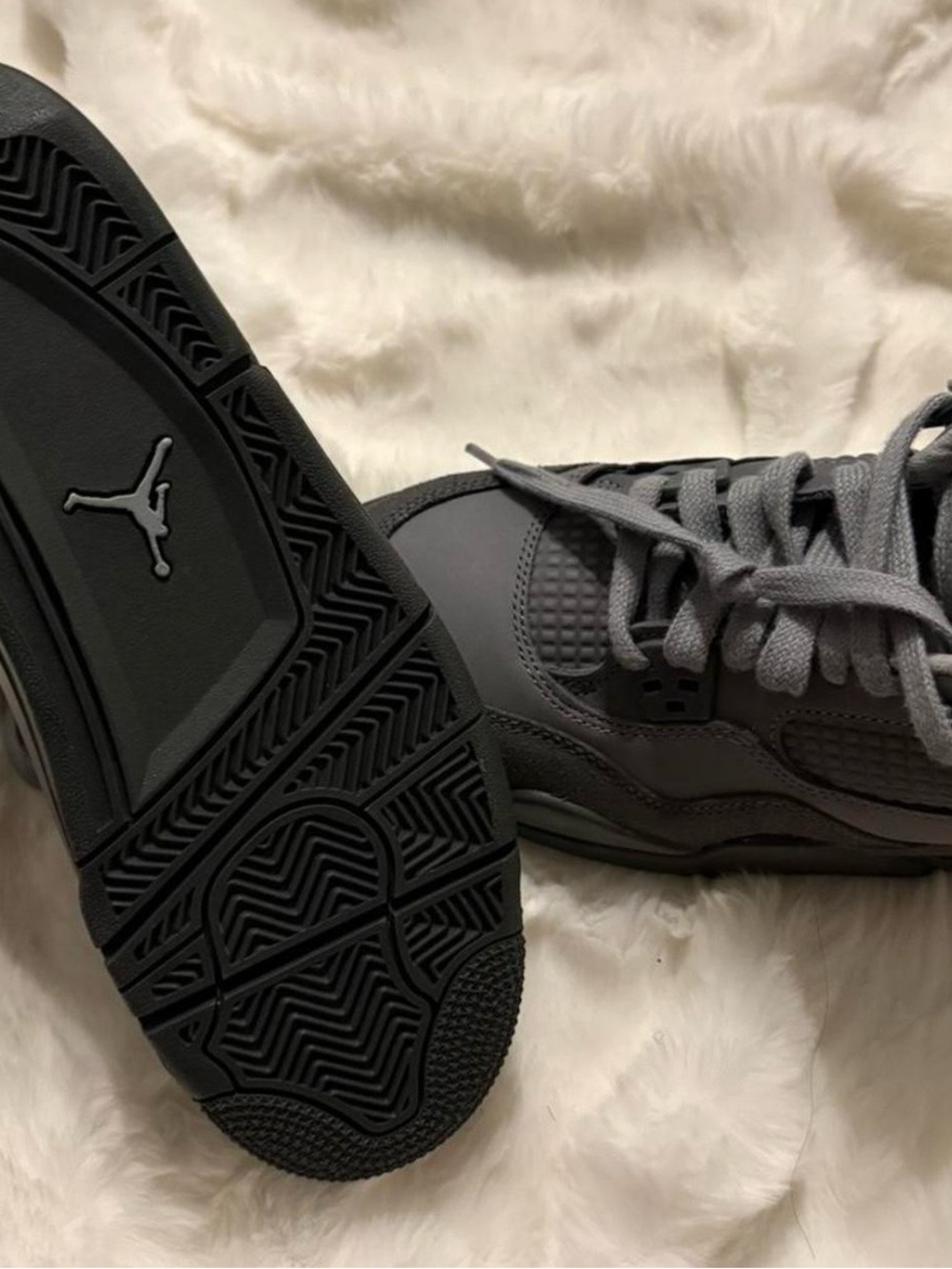 Nike Air Jordan 4 Wet Cement Suede Gray Trainers - Picture 3 of 16